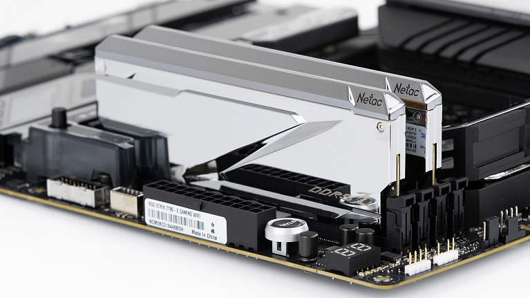 Обзор и тест комплекта оперативной памяти Netac Z RGB DDR5 7200 МГц 2x16 ГБ (NTZED5P72DP-32S)