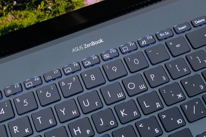 Обзор ноутбука ASUS Zenbook Pro 15 OLED UM535Q