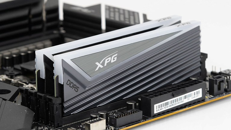 Обзор и тест комплекта оперативной памяти ADATA XPG Caster RGB 32 ГБ DDR5 6400 МГц (AX5U6400C4016G-DCCARGY)