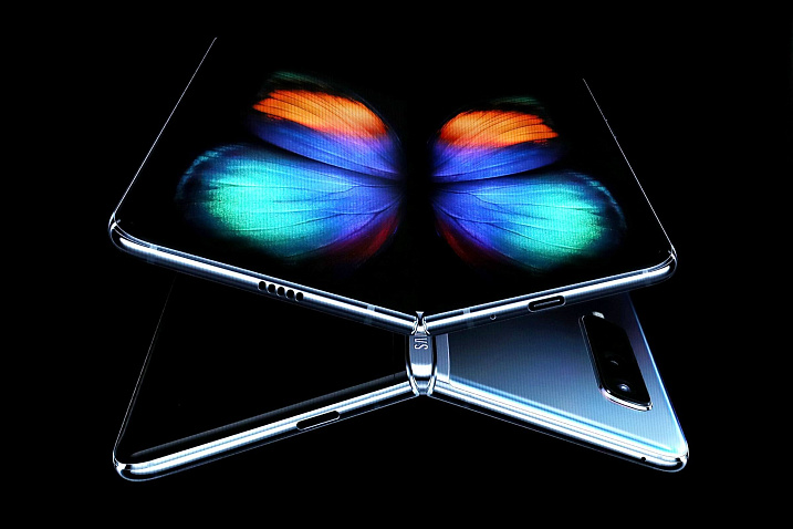 Samsung утверждает, что продала свыше миллиона телефонов Galaxy Fold