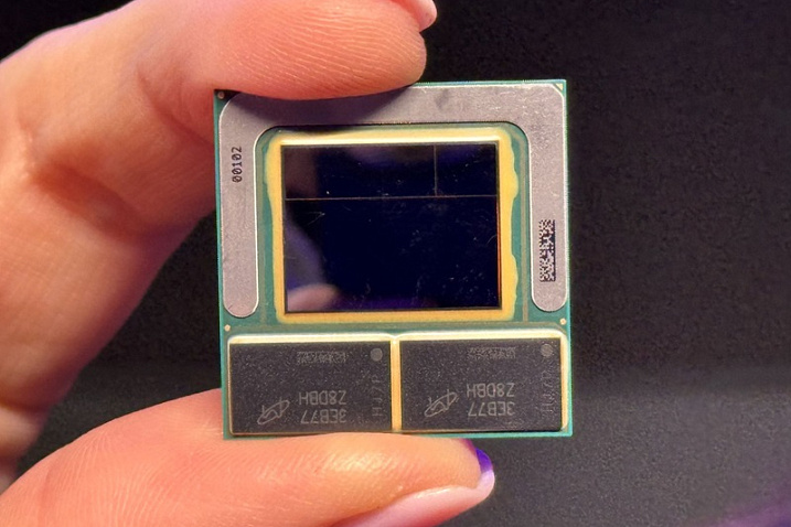 Слух: Intel Lunar Lake предложат 50% прирост производительности по сравнению с Meteor Lake