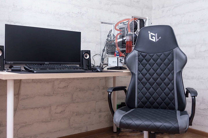 Обзор компьютерного кресла GameLab Spirit Black (GL-430)