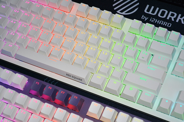Обзор механической клавиатуры Red Square Keyrox TKL