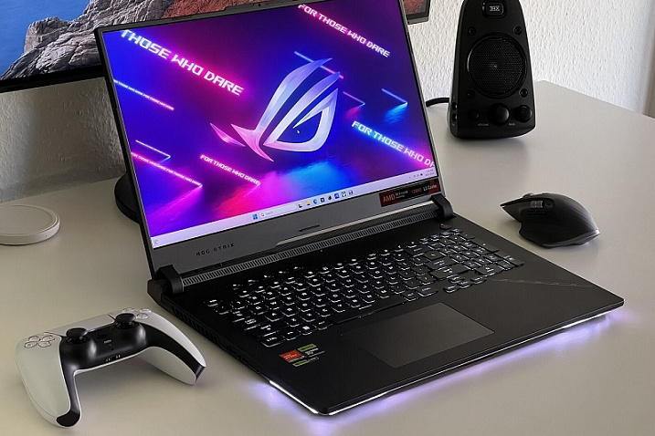 Появились первые обзоры ноутбука ASUS ROG Scar 17 с AMD Ryzen 9 7945HX3D