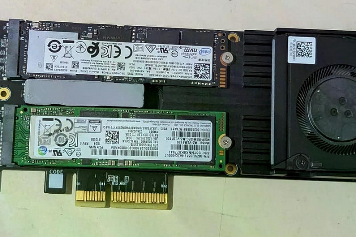 MINISFROUM начала продажи платы ESP4B на чипсете AMD B850 с четырьмя слотами M.2 