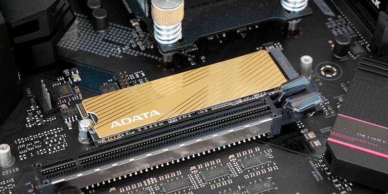Обзор NVMe-накопителя ADATA Falcon объемом 512 Gb [AFALCON-512G-C]