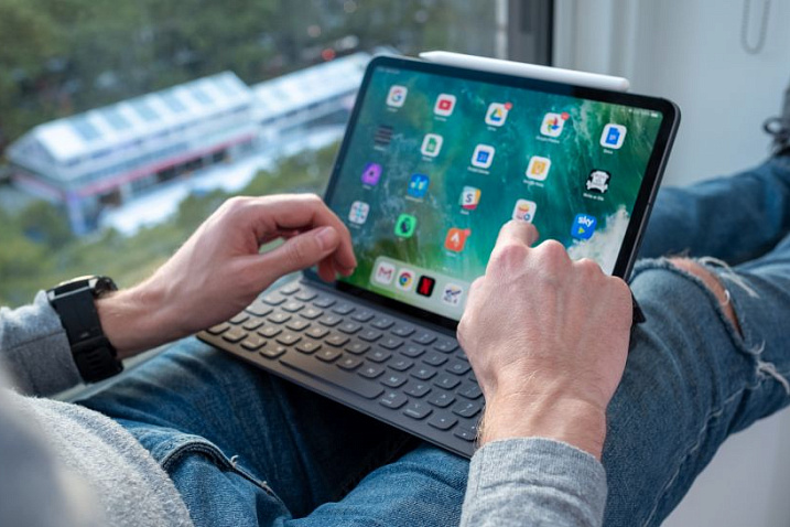 Планшеты iPad Pro получат поддержку стилуса Logitech Crayon