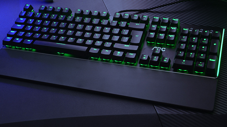 Обзор игровой клавиатуры AOC GK500