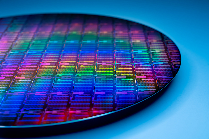 Intel откладывает производство серверных процессоров Sapphire Rapids до следующего года