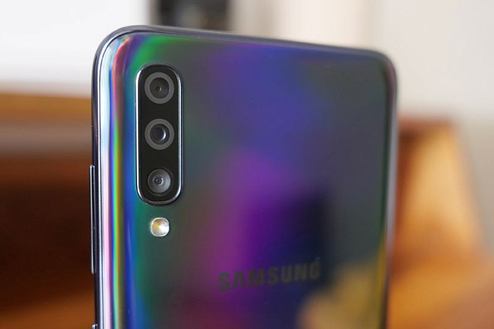 Samsung Galaxy A70S может стать первым смартфоном с 64-мегапиксельной камерой