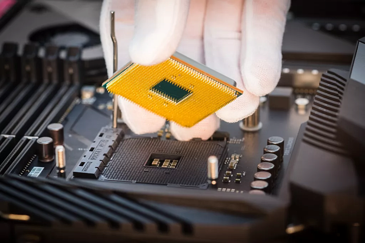 AMD может отказаться от ножек у процессора при переходе на процессорный разъём AM5