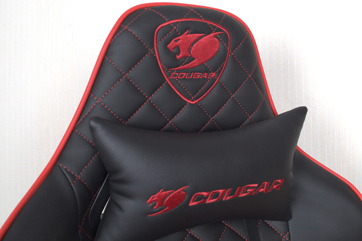 Обзор игрового кресла Cougar Neon Red