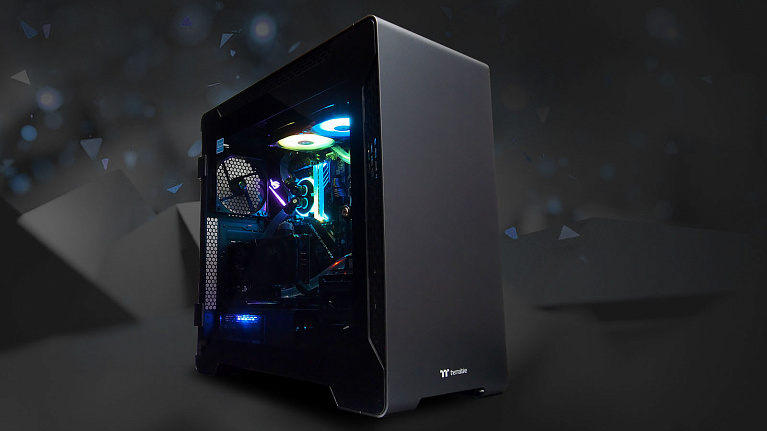 Обзор корпуса Thermaltake A700 TG